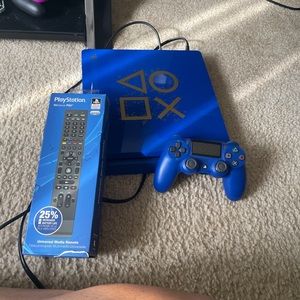 PS4 blue limited edition